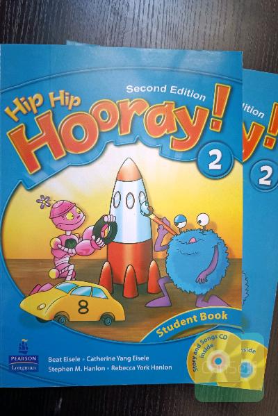 Hip hip hooray! 2: student book and workbook