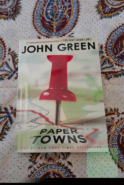 کتاب زبان اصلی paper town شهر های کاغذی 