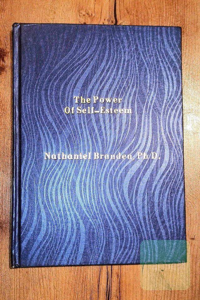قدرت عزت نفس 