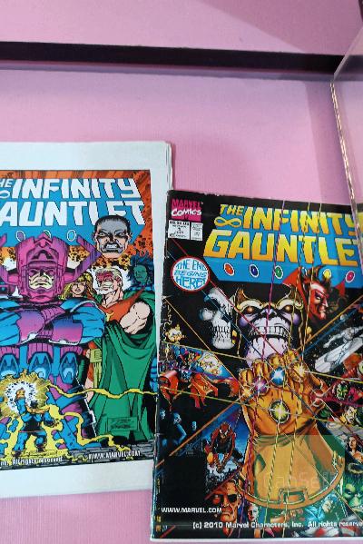 کمیک the infinity gauntlet 